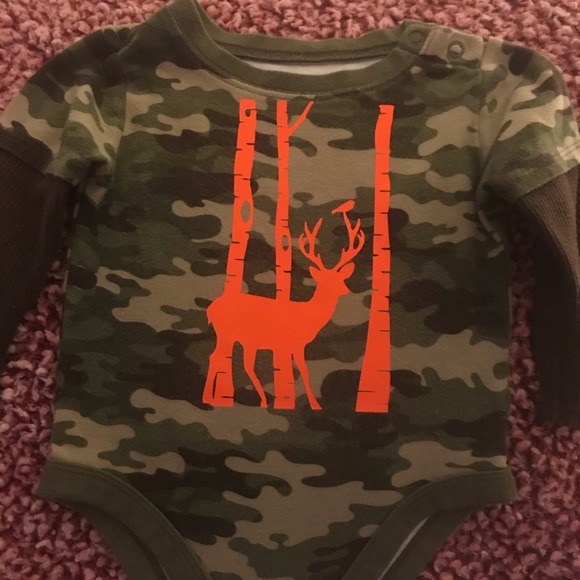 Deer peek a boo Graphic Bodysuit - Picture 4 of 7